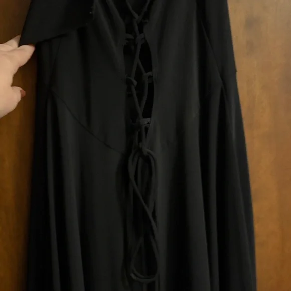 Venus midi halter tie dress - Picture 5 of 9